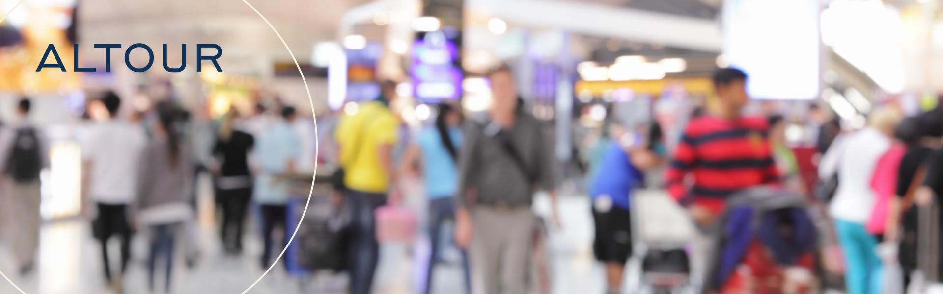 cover of the post, airport with a lot of people