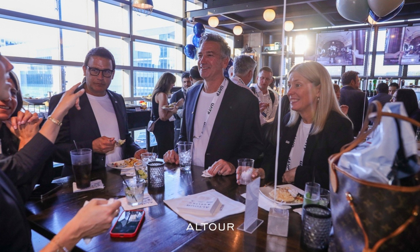 ALTOUR en la GBTA 2026: grandes ideas, vínculos sólidos y una semana inolvidable en Chicago 8 GBTA 2026 8