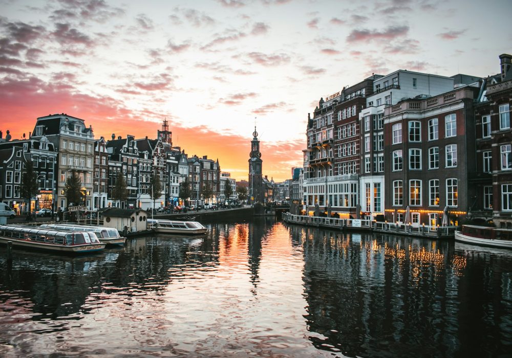 Traveler Spotlight: Connie & Jerry’s Poignant Visit to Amsterdam